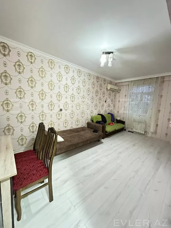 Satılır, yeni tikili