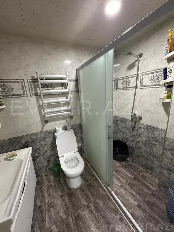 Satılır, yeni tikili