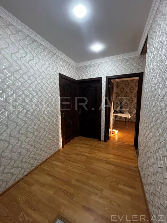 Satılır, köhnə tikili