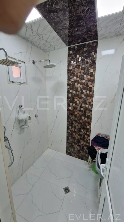 Satılır, həyət evi/villa