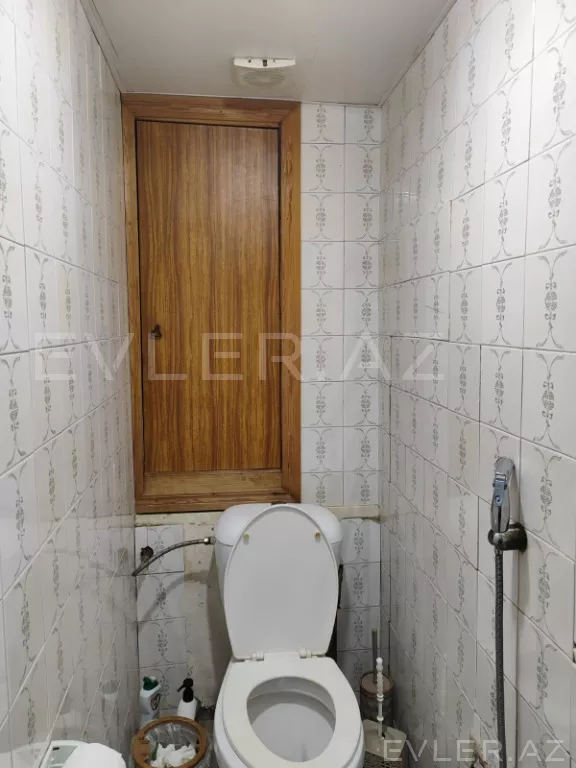 Satılır, köhnə tikili