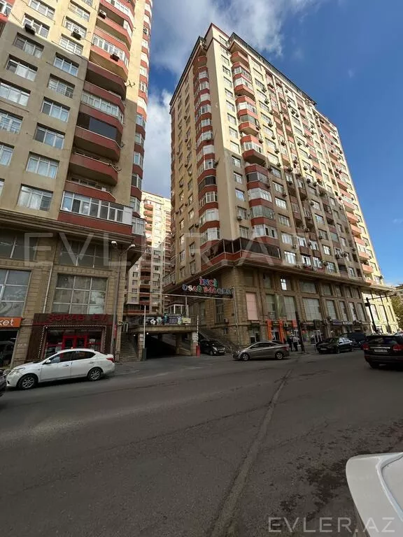 Satılır, yeni tikili