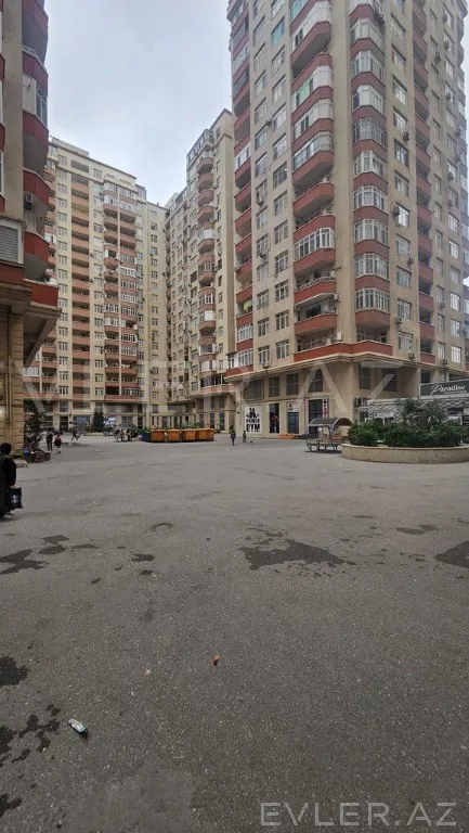 Satılır, yeni tikili
