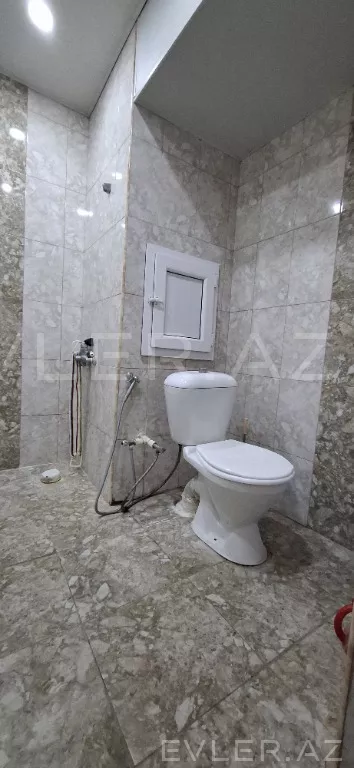 Satılır, köhnə tikili