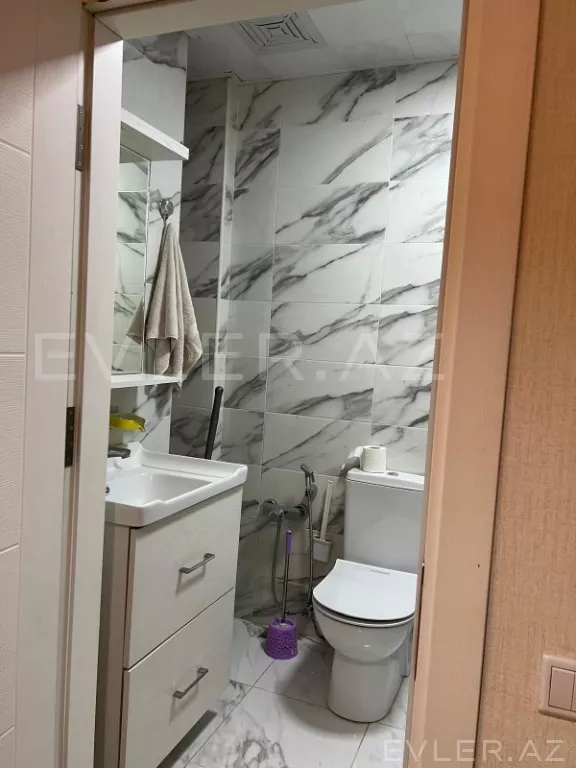 Satılır, yeni tikili