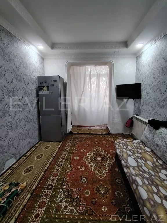 Satılır, köhnə tikili