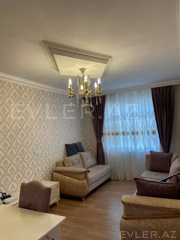 Satılır, köhnə tikili