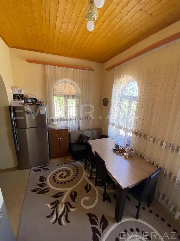 Satılır, bağ evi