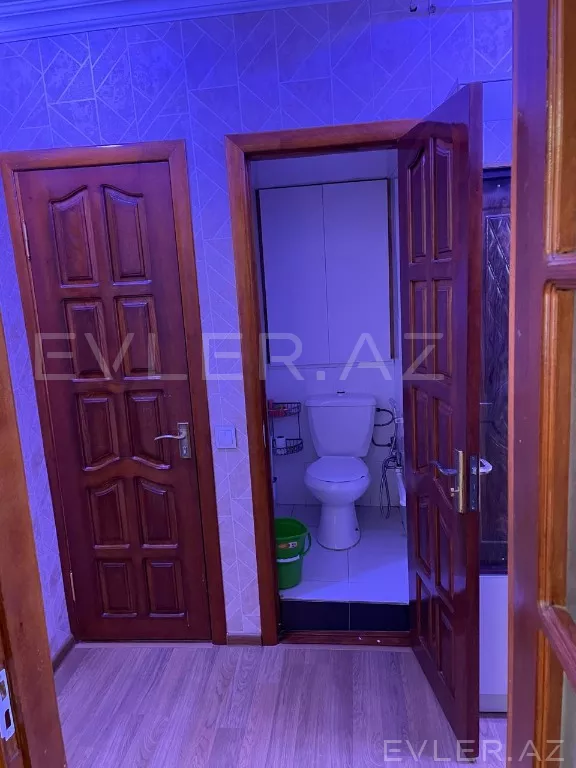 Satılır, köhnə tikili