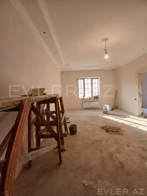 Satılır, həyət evi/villa
