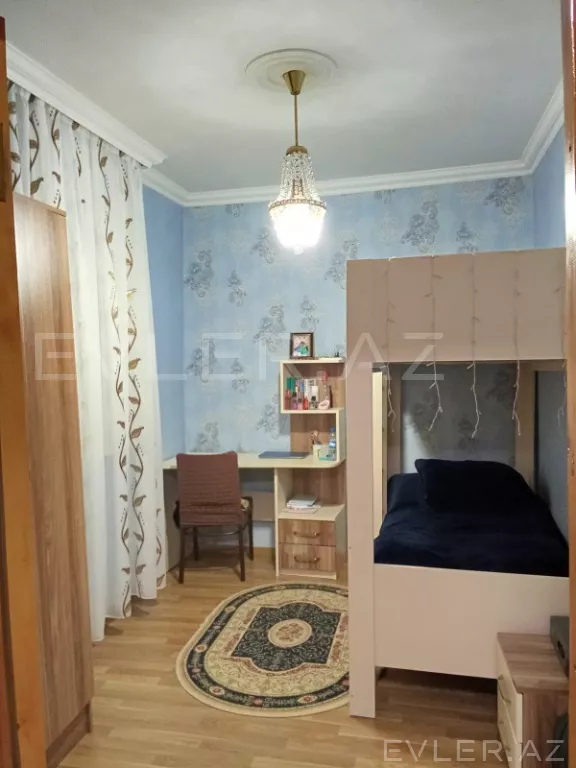 Satılır, həyət evi/villa