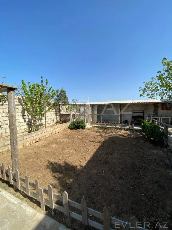 Satılır, bağ evi