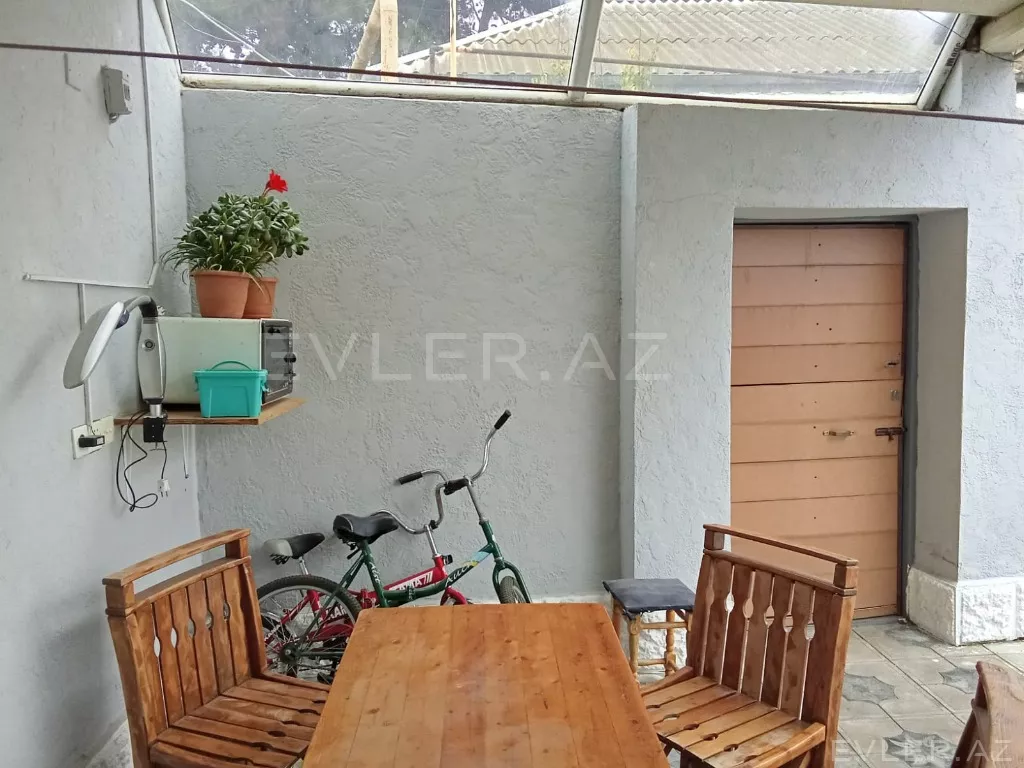 Satılır, həyət evi/villa