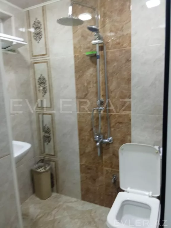 Satılır, həyət evi/villa