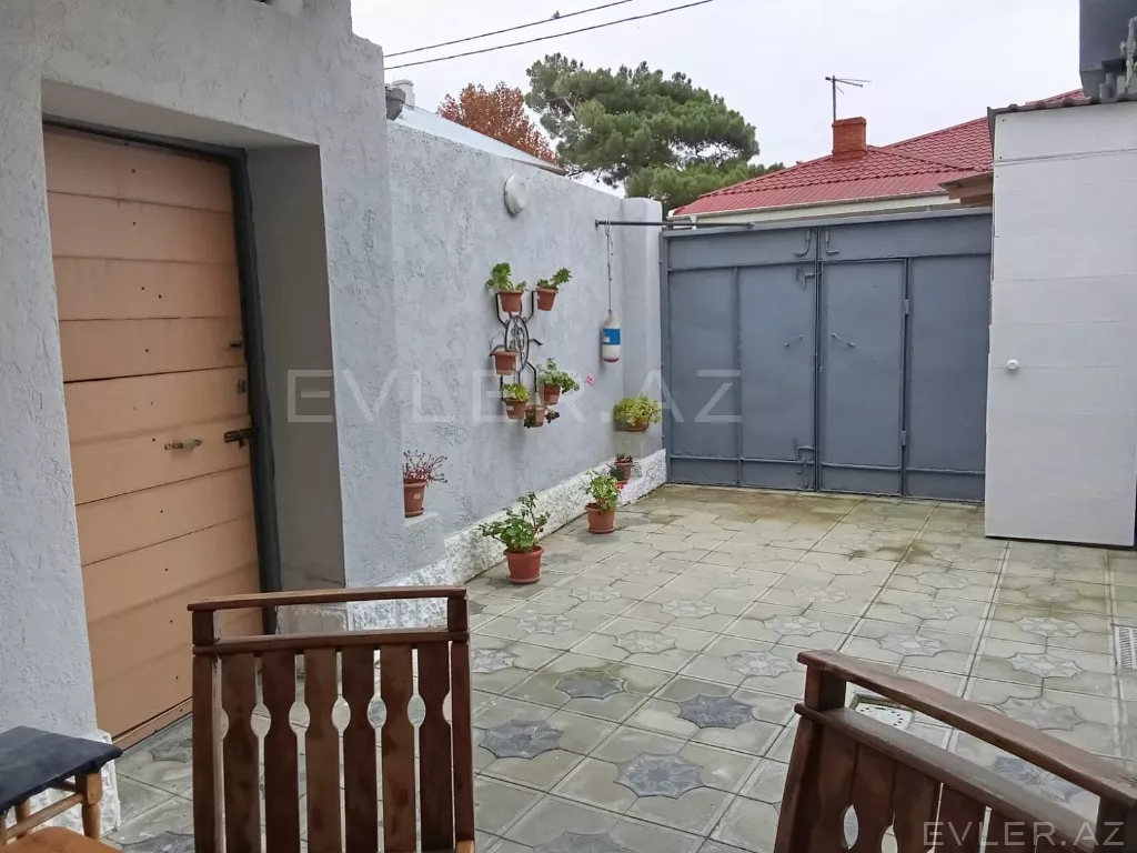Satılır, həyət evi/villa