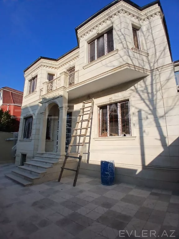 Satılır, həyət evi/villa