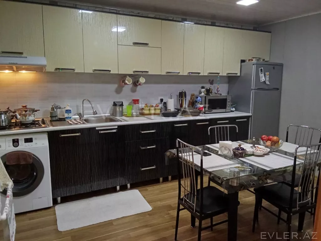 Satılır, həyət evi/villa