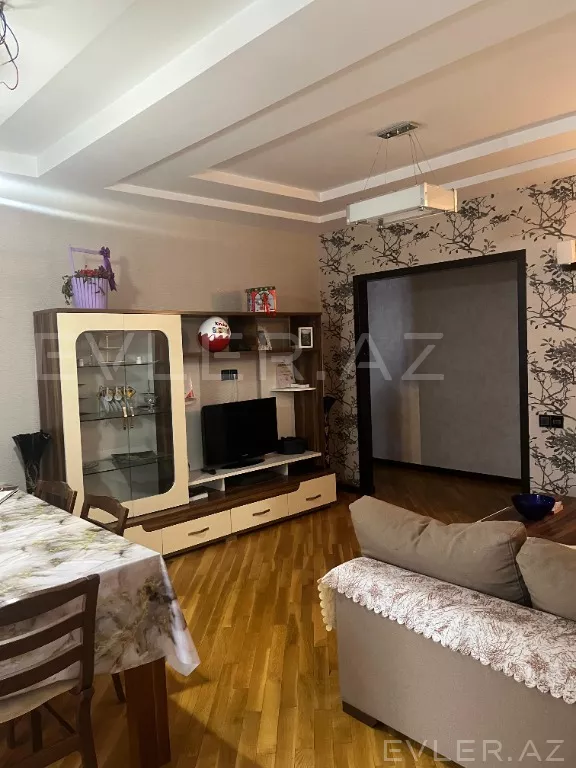 Satılır, yeni tikili