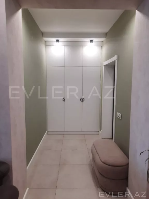 Satılır, yeni tikili