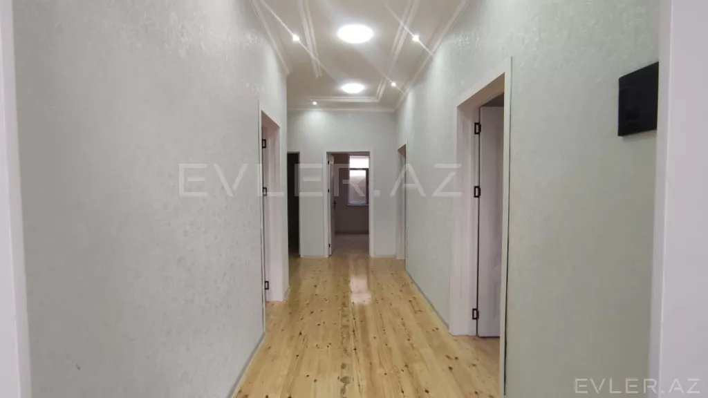 Satılır, həyət evi/villa