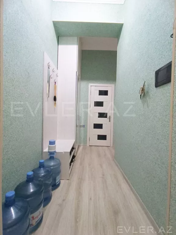 Satılır, yeni tikili