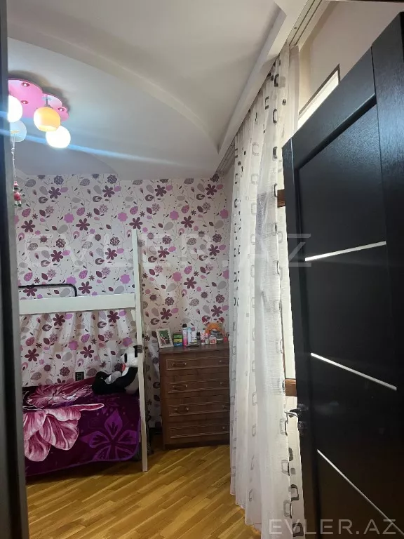 Satılır, yeni tikili