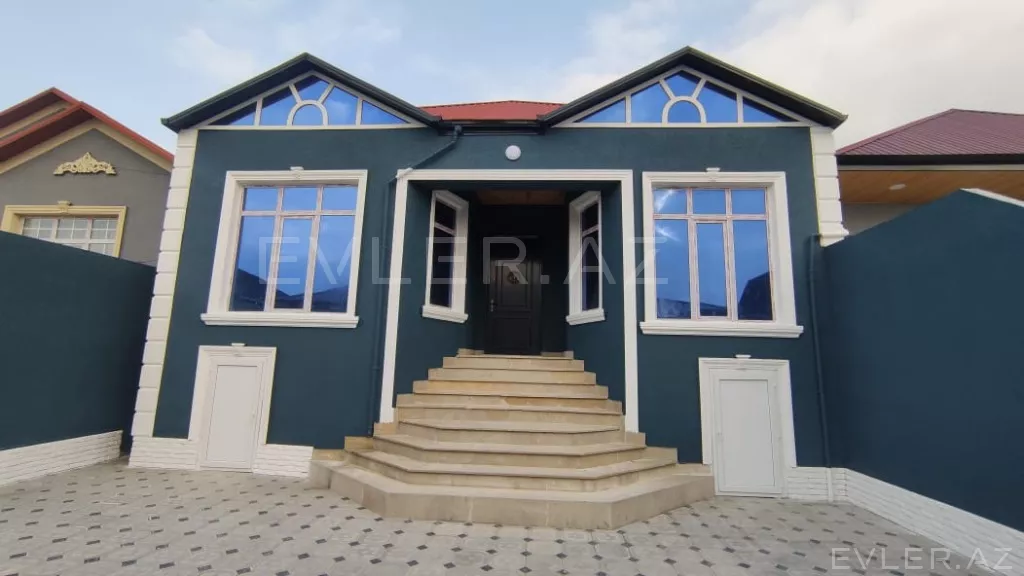 Satılır, həyət evi/villa