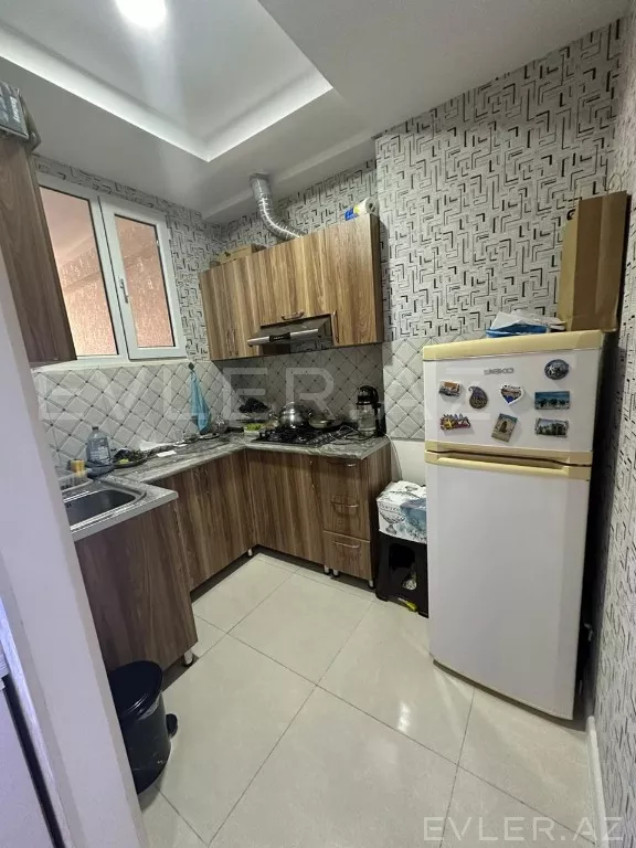 Satılır, yeni tikili