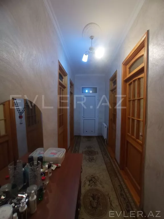 Satılır, həyət evi/villa