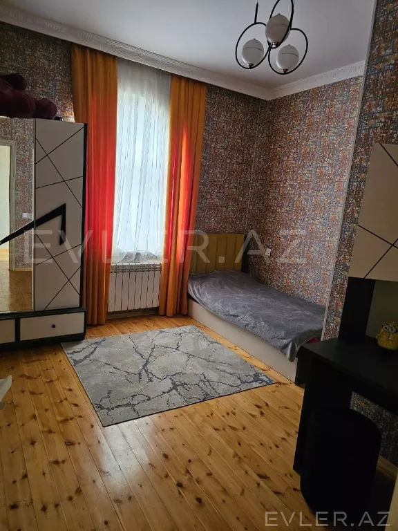 Satılır, həyət evi/villa