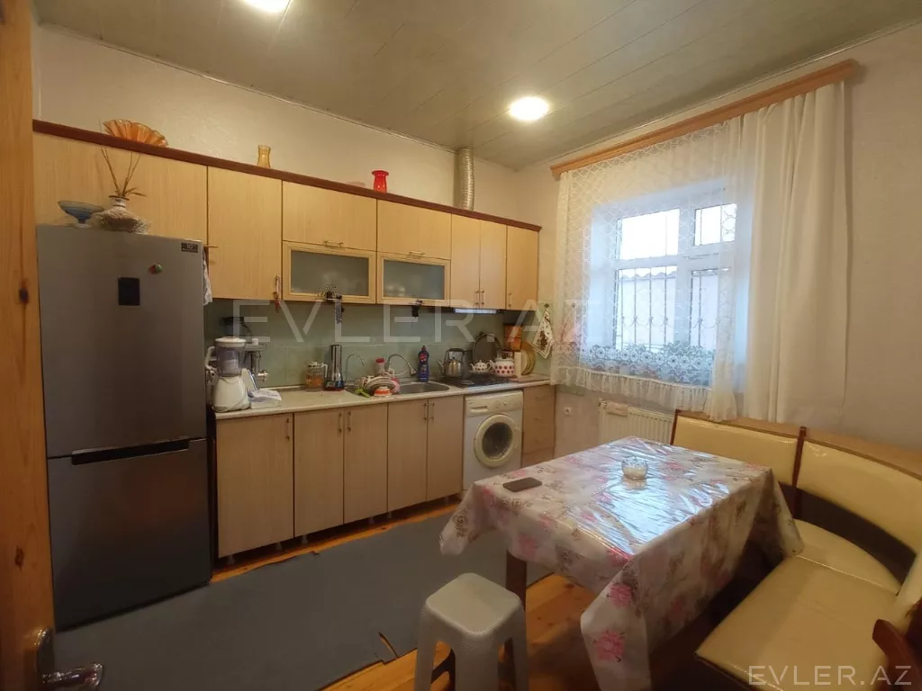 Satılır, həyət evi/villa