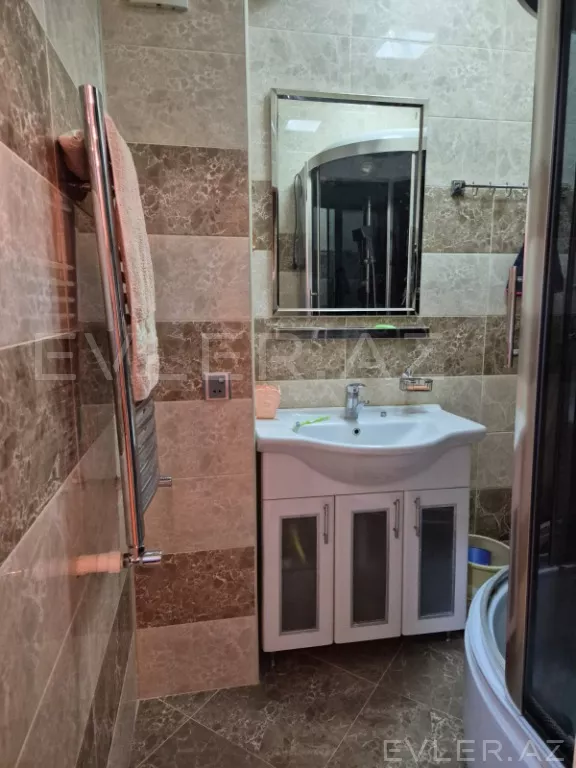 Satılır, yeni tikili