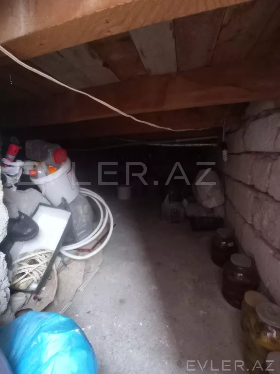 Satılır, həyət evi/villa
