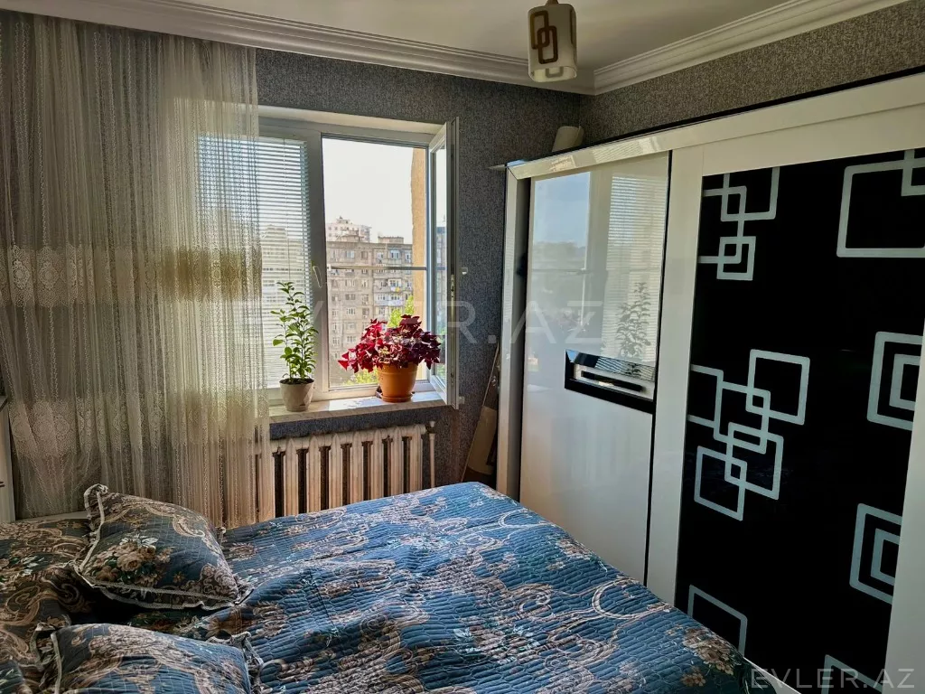 Satılır, köhnə tikili
