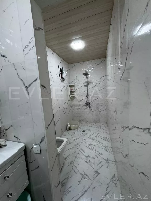 Satılır, həyət evi/villa