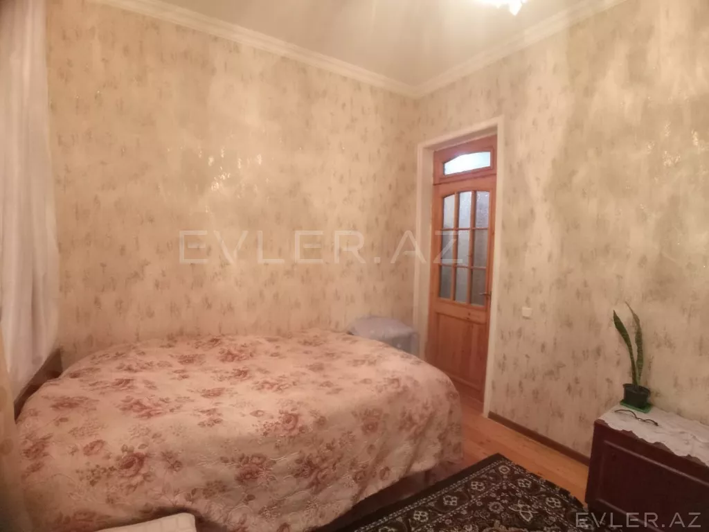 Satılır, həyət evi/villa