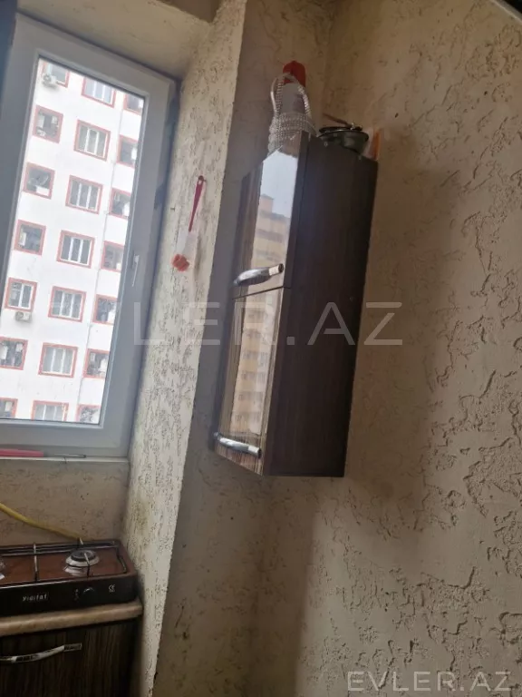 Satılır, yeni tikili