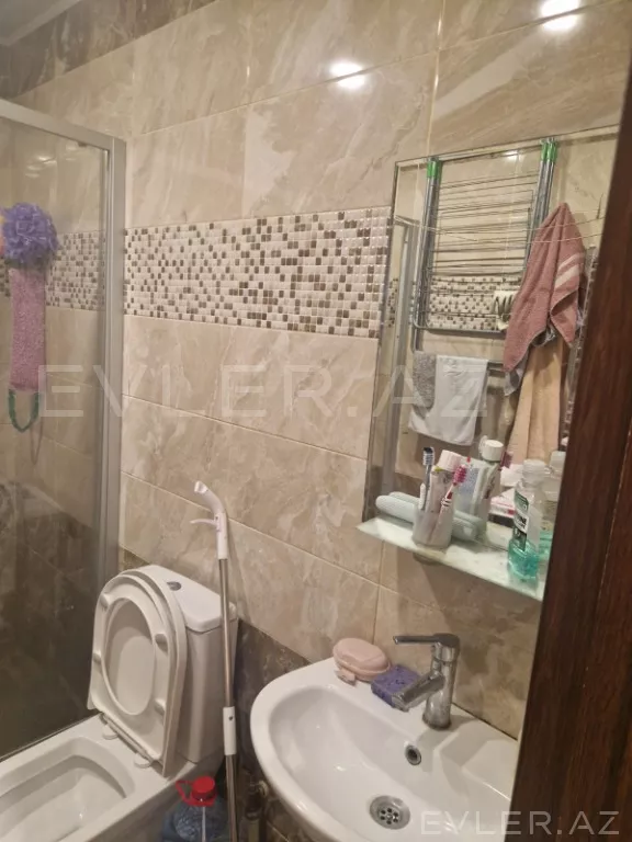Satılır, yeni tikili