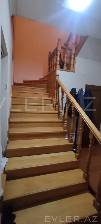 Satılır, həyət evi/villa