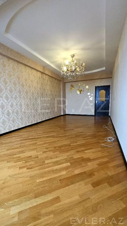 Satılır, yeni tikili
