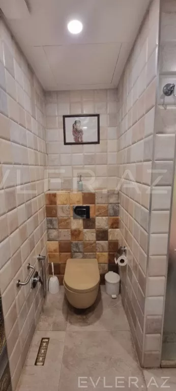 Satılır, yeni tikili