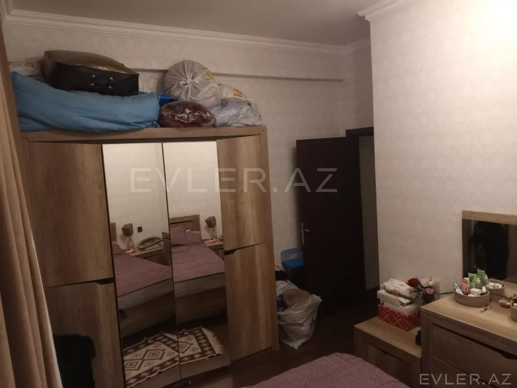 Satılır, yeni tikili