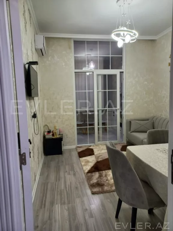 Satılır, yeni tikili