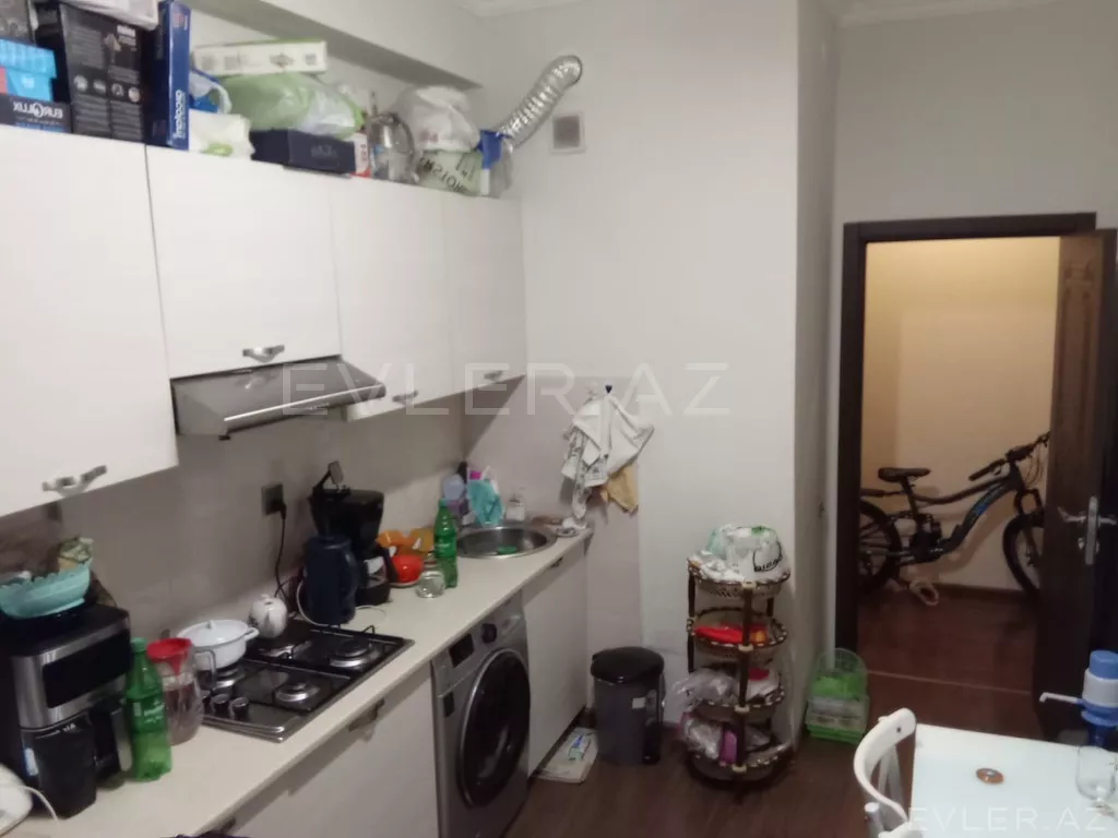 Satılır, yeni tikili