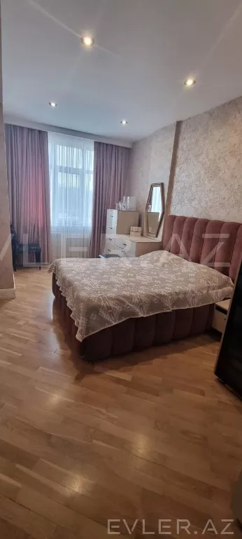 Satılır, yeni tikili