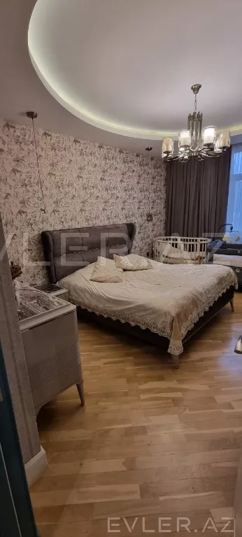 Satılır, yeni tikili