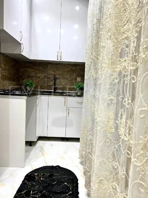 Satılır, yeni tikili