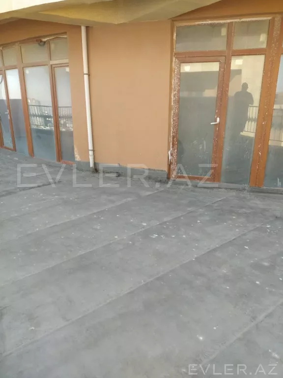 Satılır, yeni tikili