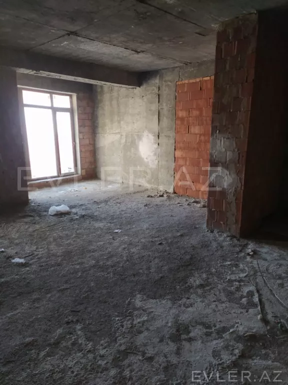 Satılır, yeni tikili