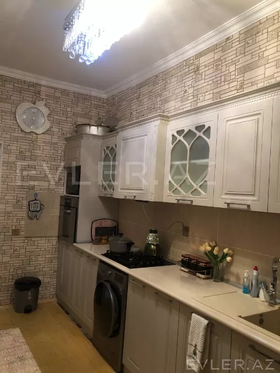 Satılır, yeni tikili